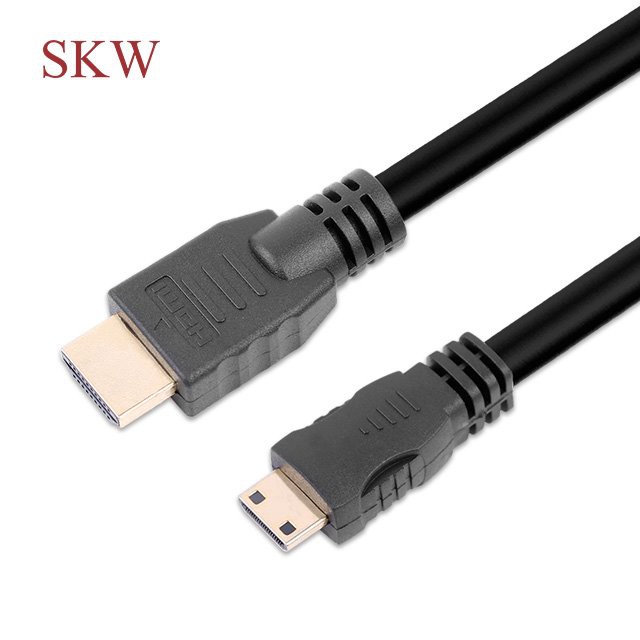 1.4 HDMI er að cm
